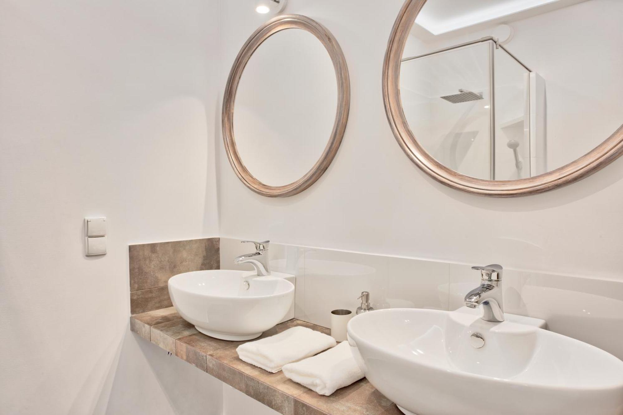 Family Apartment By Tyzenhauz Krakau Buitenkant foto